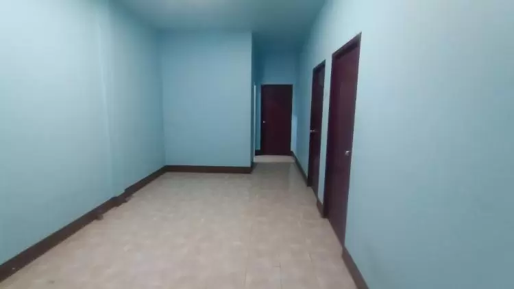 ขายถูก ทาวน์เฮ้าส์ชั้นเดียว 21 3 ตรว หมู่บ้านชื่นสมใจ ต หนองละลอก อ บ้านค่าย จ ระยอง ขายต่ำกว่าราคาประเมิน 1 แสน ซื้อบ้านมีเงินติดกระเป๋า 