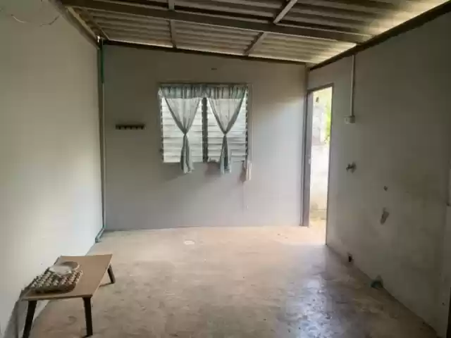 ขายถูก บ้านปลูกสร้างเอง พื้นที่ 62 ตรว หมู่บ้านหนองกรับ หมู่3 ต หนองบัว อ บ้านค่าย จ ระยอง ขายต่ำกว่าราคาประเมิน 1 2 แสน ซื้อบ้านมีเงินติดกระเป๋า 