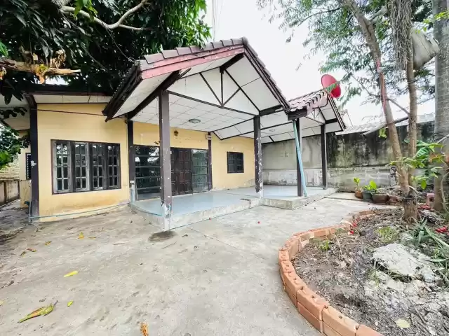 บ้านดี่ยวชั้นเดียว หมู่บ้านลูกยอด ต เชิงเนิน อ เมืองระยอง จ ระยอง