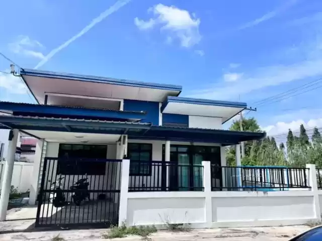 บ้านเดี่ยวชั้นเดียว 48 6ตรว หมู่บ้านลาซิเต้ แอทโฮม ต หนองละลอก อ บ้านค่าย จ ระยอง ติดแบ็คลิสก็ซื้อได้ ขายต่ำกว่าประเมิน พร้อมปรับปรุงลูกค้าเลือกสีได้ 