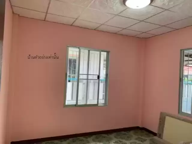 บ้านเดี่ยวชั้นเดียว หมู่บ้านชมวิว อ บ้านฉาง จ ระยอง ติดแบ็คลิสก็ซื้อได้ ขายต่ำกว่าประเมิน พร้อมปรับปรุงลูกค้าเลือกสีได้ 