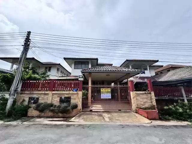 บ้านเดี่ยวสองชั้น หมู่บ้านสหกรณ์การเคหสถานราชนาวี1 ต พลูตาหลวง อ สัตหีบ จ ชลบุรี