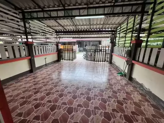 ขายถูก ทาวน์เฮ้าส์ชั้นเดียว หมู่บ้านเทพประทานพร อ บ่อวิน ต ศรีราชา จ ชลบุรี